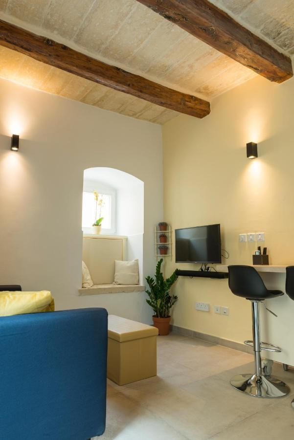Authentic Gf Apartment With Terrace At The 3 Cities Marina Cospicua المظهر الخارجي الصورة