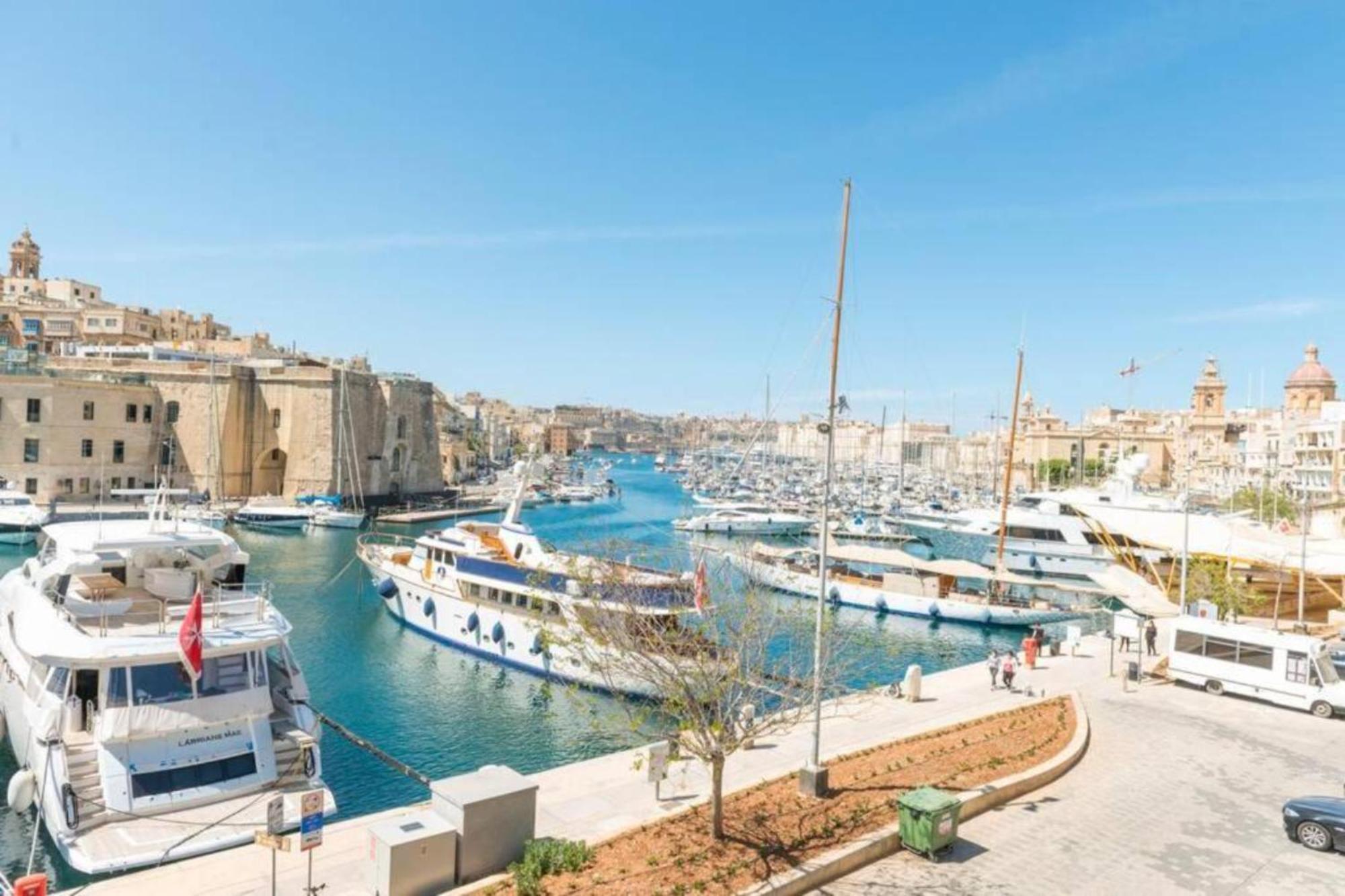 Authentic Gf Apartment With Terrace At The 3 Cities Marina Cospicua المظهر الخارجي الصورة