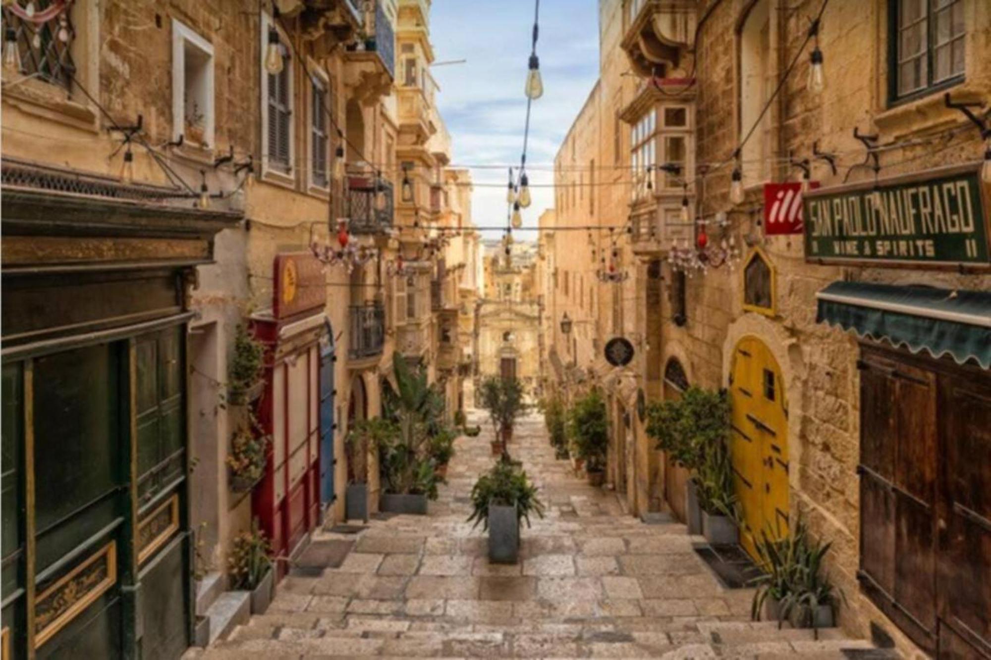 Authentic Gf Apartment With Terrace At The 3 Cities Marina Cospicua المظهر الخارجي الصورة