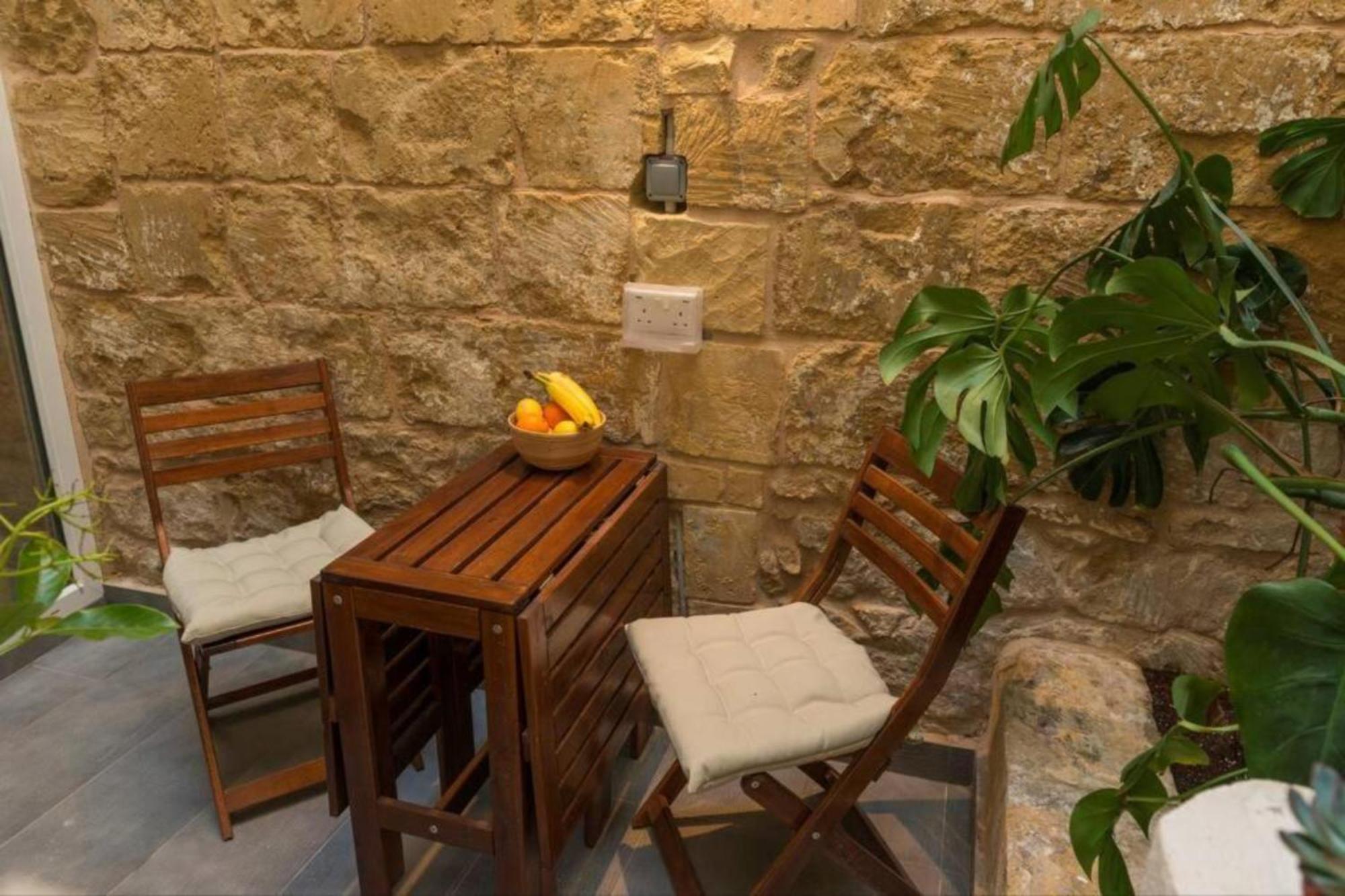 Authentic Gf Apartment With Terrace At The 3 Cities Marina Cospicua المظهر الخارجي الصورة