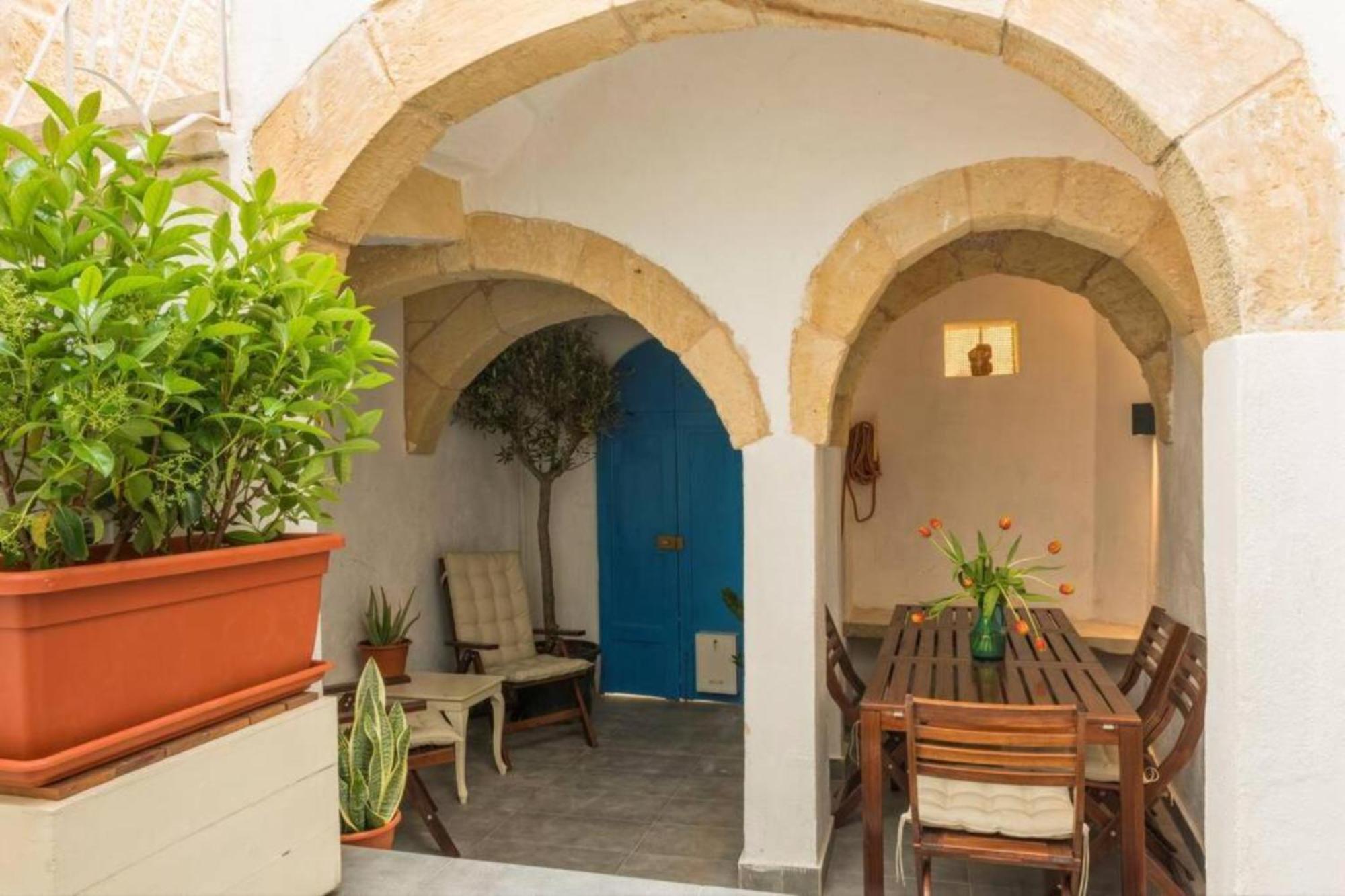 Authentic Gf Apartment With Terrace At The 3 Cities Marina Cospicua المظهر الخارجي الصورة