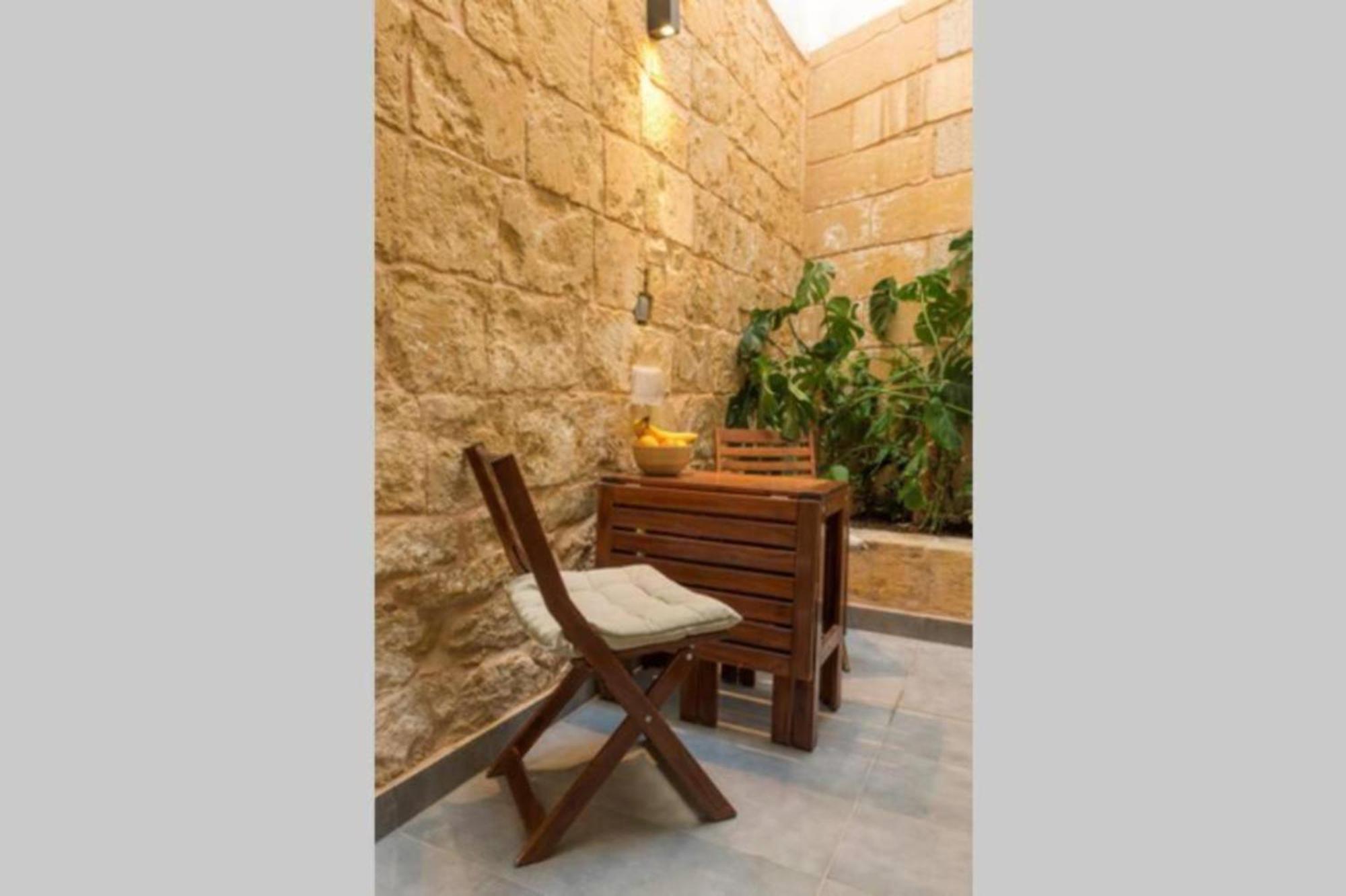 Authentic Gf Apartment With Terrace At The 3 Cities Marina Cospicua المظهر الخارجي الصورة